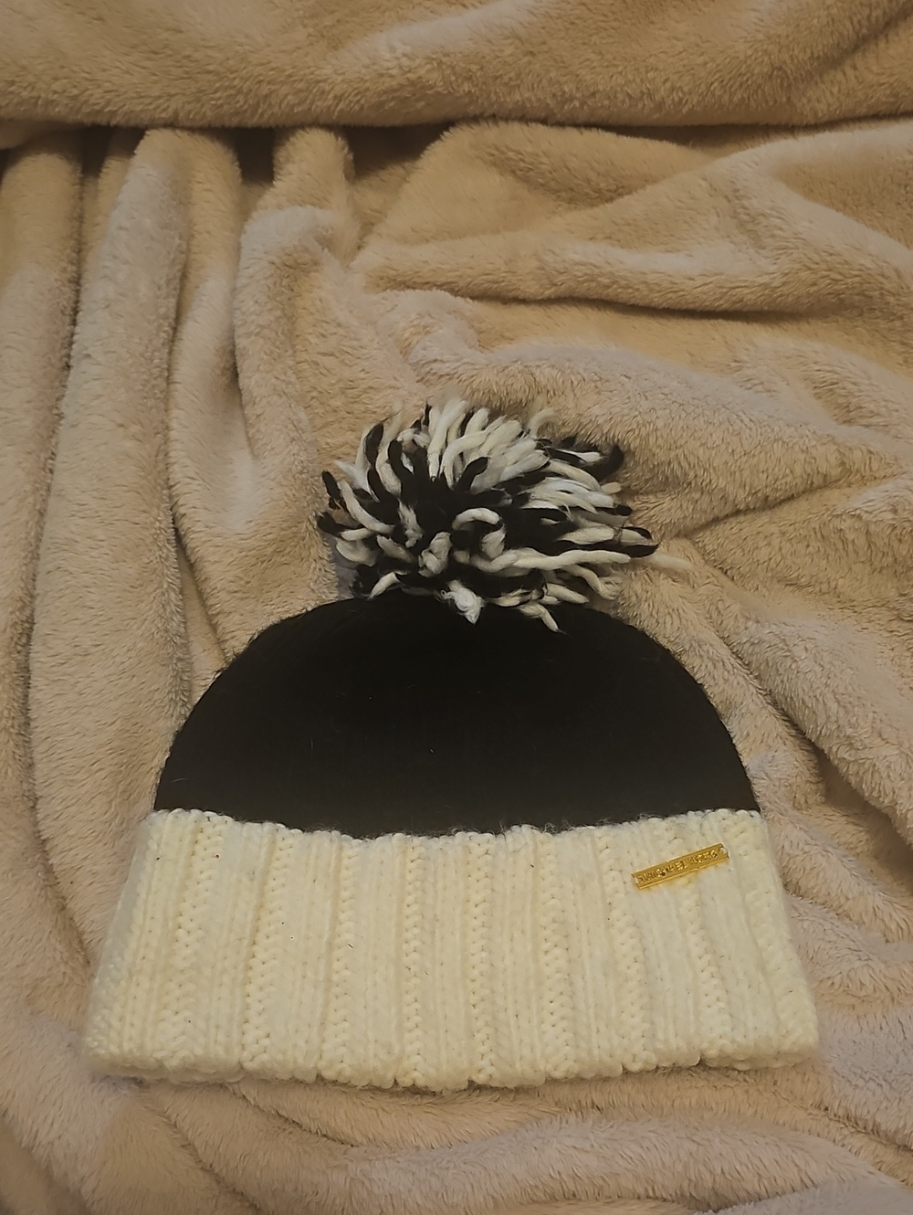 Michael Kors Two-Tone Pom Beanie Hat - Black & Cream